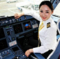 西部航空首位女飞行员赵楠长相酷似佟丽娅 揭秘赵楠个人资料