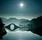 台湾月亮桥的清晨！



