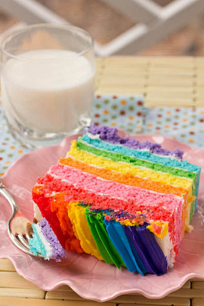 彩虹蛋糕。