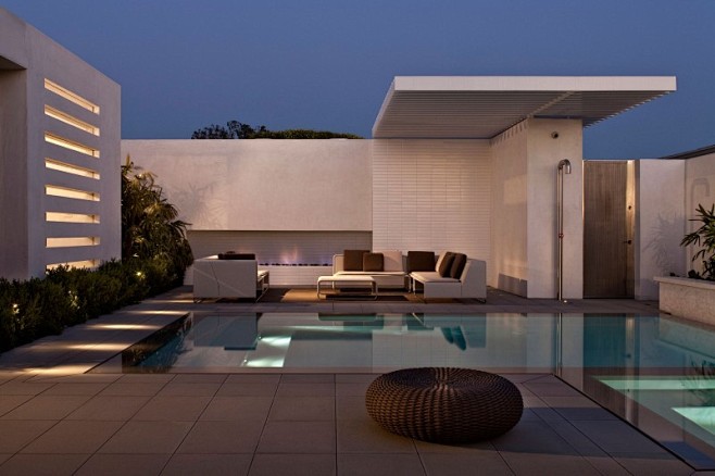 CORMAC Residence by ...