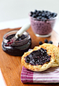 Slow Cooker Blueberry-Plum Butter — Enjoy your fruit in a whole new kind of way this spring! Try this delicious recipe for Slow Cooker Blueberry-Plum Butter, it is great on almost #赏味期限#