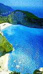 全球最美的迷你海滩Narajio Beach，位于希腊拉奈