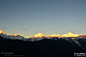 飞来寺拍下的日照金山.拜神瀑途中拍下的日照金山。感叹日照金山的壮观，对于梅里的好...