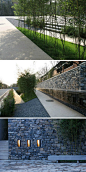 CuckooGarden：08ASLA住区奖作品北京香山81号院。当地的毛石墙体成了设计的基调，与Design Workshop 一样，他也擅用石材。而不一样的是植物的选择，一个是色彩斑斓，一个是纯一的绿色。除了墙体是石材，地铺的砾石颜色与墙体和谐统一。直来直去的现代切割手法。它的所有设计特征都符合了ASLA奖的标准。意向图 景观前线 访问www.inla.cn下载高清
