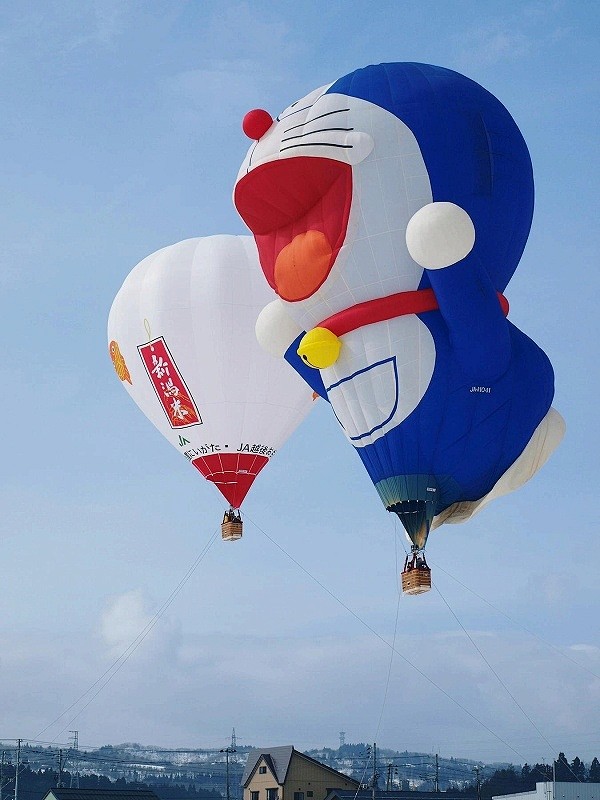 ドラえもんのアドバルーン哆啦A梦广告气球