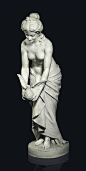 A FRENCH WHITE MARBLE SCULPTURE OF A MAIDEN WITH A DOVE -  LAST QUARTER 19TH CENTURY. - 94 cm.: 