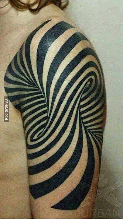 Awesome 3D tattoo.