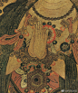 明代壁画神品对手的刻画，这是法海寺壁画中大自在天的手，八臂，各持法器，有一臂被天王遮挡。大自在天是印度教神话中的湿婆。湿婆是毁灭之神与创生之神，又是苦行与舞蹈之神。佛教中，他居于色界之顶。 ​​​​