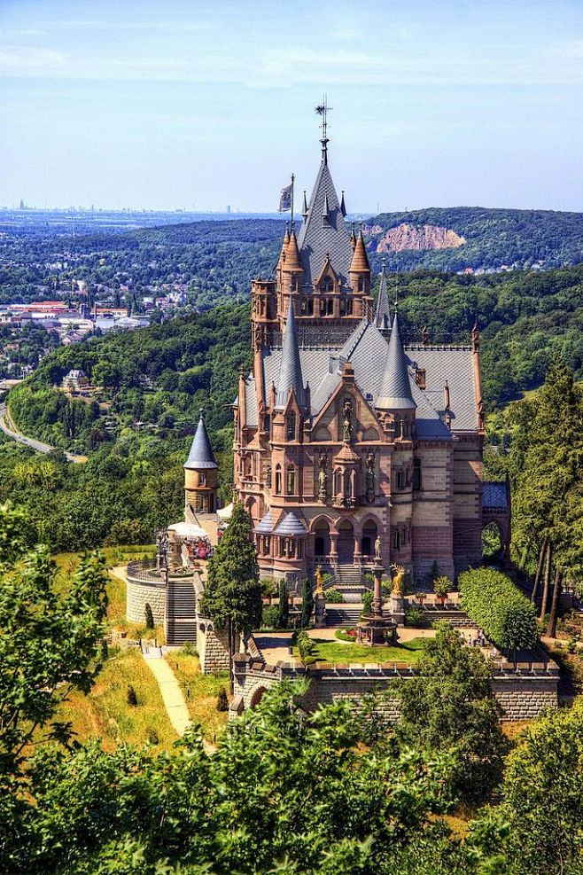 Medieval, Drachenbur...