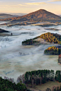 allthingseurope:


České Švýcarsko National Park, Czech Republic (by filip.molcan)
The Lonely Mountain

