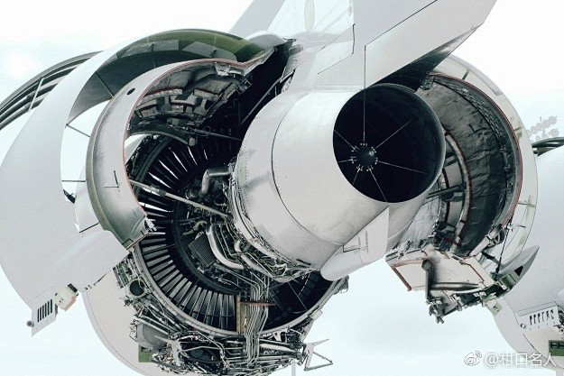 C-17环球霸王III的一些图片，引擎打...
