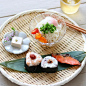 日本料理
冷豆腐，素面，饭团，盐烤鲑鱼