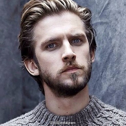 Dan Stevens，英国影视演员，在...