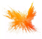 在白色的背景下，由一团橙色的粉末颗粒和烟雾组成的云团撞击造成的爆炸。图片素材