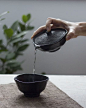 the shiboridashi teaset in action. wabi sabi teaware by Viter Ceramics  @viterceramics