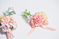新品 花亦原创 韩式西式婚礼新娘伴娘手腕花 新郎伴郎胸花粉白-淘宝网