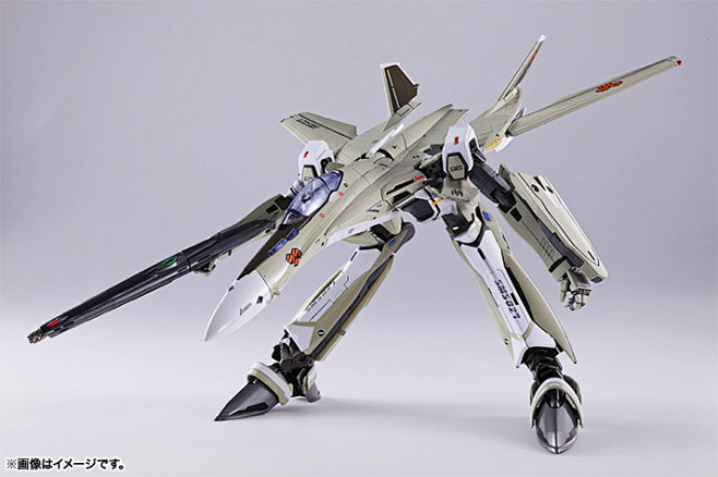 BANDAI DX超合金 太空堡垒 VF...