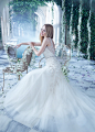 Alvina Valenta 婚纱。 #优雅时尚新娘# #唯美婚纱照# #甜心公主婚纱# @成都上锦婚纱定制 @Miss_蘑菇