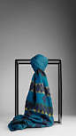 新美仓 B家 最新款 男女同款 拼色 羊绒 围巾
——很喜欢。但是不是太贵了啊！