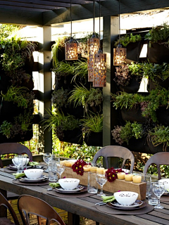 明明如月11采集到A花园——构成元素/廊架+餐桌椅