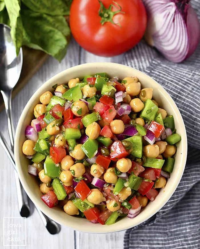 Italian Chickpea Sal...