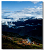 [稻城亚丁] 位于四川甘孜藏族自治州南部，地处著名的青藏高原东部，横断山脉中段，被誉为“最后的香格里拉”、 “蓝色星球上最后一片净土”。