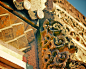▲棂星门是文庙（孔庙）类建筑上的第一道牌坊门。虽历经风化剥蚀，依然可见石刻浮雕工艺的精湛绝伦。