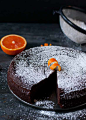 Flourless Chocolate Orange Cake | Neighborfoodblog.com #glutenfree