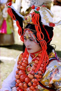 Khampa Girl from Aba...