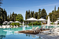 园林景观网-克罗地亚：Lone酒店的室外泳池-建筑周边