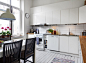 白茶™ » 简单家居生活杂志 » 58平米蓝白清新的公寓