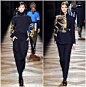 Dries Van Noten F/W 2012｜印象极其深刻的“龙袍”系列！巧妙的把游龙戏凤的清宫元素通过刺绣提花等手法，与西式服装剪裁巧妙融合迸发新生～现在看来依旧高级时髦，记得当年这个系列产量不多一抢而空，后悔没添置几件！ ​​​​