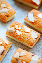 Financier Recipe : <strong>Financiers</strong> are small and buttery almond cakes found in French patisserie. This financier recipe is made of almond flour, all-purpose flour, egg whites, sugar and butter. 