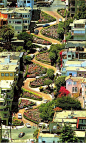 Lombard Street - Top 10 attractions to visit in San Francisco http://papasteves.com/blogs/news/11001973-6-natural-sugar-blockers