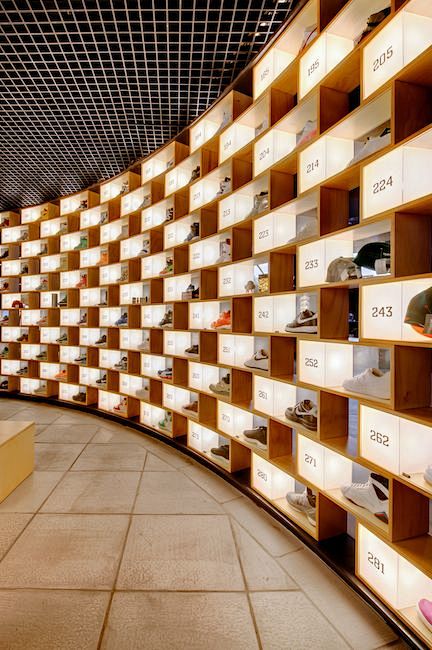 Shoe Shop Interior D...