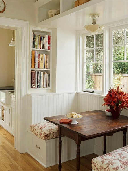 kitchen banquette