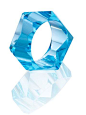 水立方 WM多面体水晶手镯
WM多面体水晶手镯，晶莹剔透的水蓝色泽，清朗而动人。多面的立体组合机构，光线借由不同的平面而折射出的不同光泽，描绘出一幅海天一色。售价：￥161.00