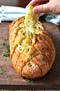 CHEESE AND GARLIC CRACK BREAD (PULL APART BREAD)