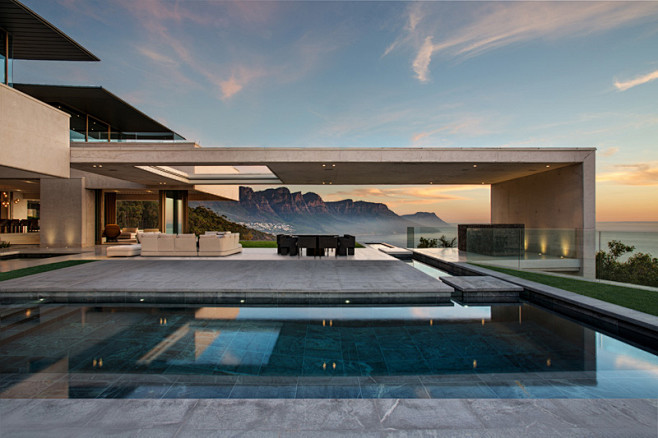 A Home In Cape Town ...