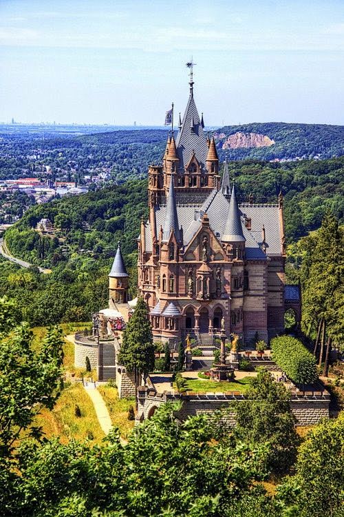 Schloss Drachenburg,...