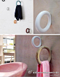 甜甜圈挂钩，彩色外皮中嵌入了一个金属挂钩，通过螺丝固定在墙面上，为使用者提供了一个有趣味性的悬挂空间。