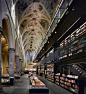 一间拥有800年历史古教堂改造而成的世界顶级书店，荷兰天堂书店。