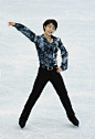 Yuzuru Hanyu of Japan performs in the Short Program during the Grand Prix of Figure Skating Final 2012 at the Iceberg Skating Palace on December 7...