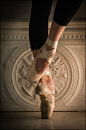 en_pointe_by_nikongriffin-d8aui7n