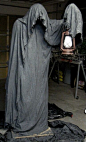 How to make this grim reaper for Halloween....love it for outside by the front door!: 