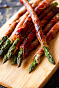 Prosciutto Wrapped Asparagus - Easy Finger Food Ideas | Eat Drink Paleo