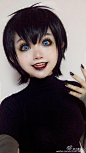 U精灵旅社#梅维斯cos##Mavis# <br/>小梅的试妆！<br/>“Oh！Hi～humans！”