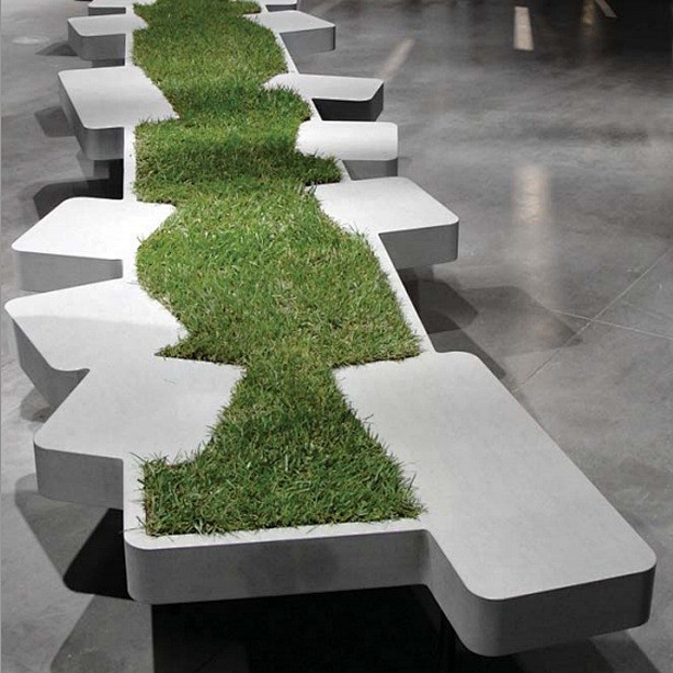 Bench with grass - n...
