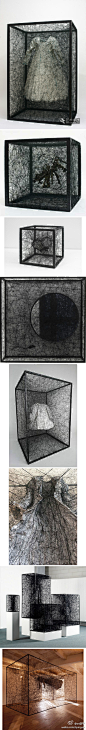 日本艺术家Chiharu Shiota（盐田千春）的另一组装置作品。在那些立方体内，装进了时间，装进了记忆。