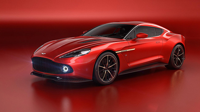 Aston Martin Vanquis...